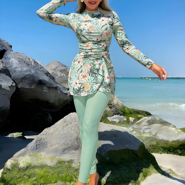 33b33eb8-e19e-4086-811d-8831c1ce632f 2pcs/Set Women Tropical Plant & Flower Pattern Tight Casual Long Sleeve Beach Burkini Set WSW-009