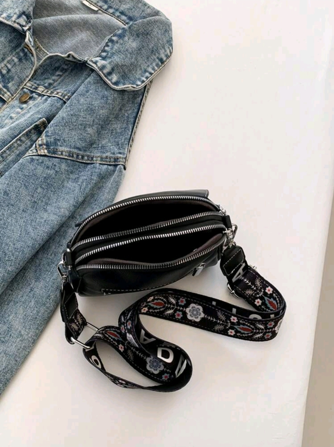 Minimalist Cross-Body Bag , WBG-001