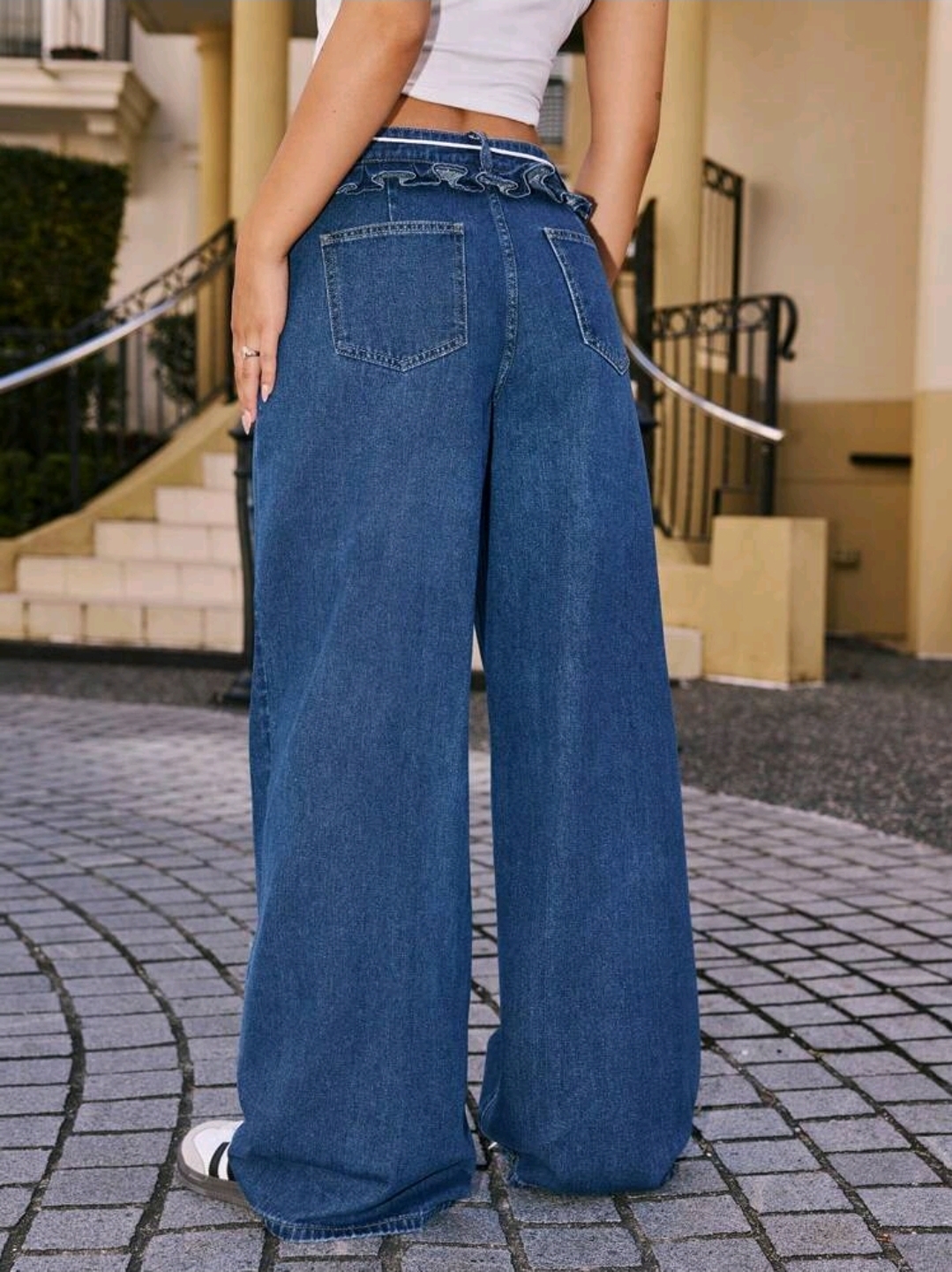 Women's Pockets Flared Loose Casual Jeans, WJN-003