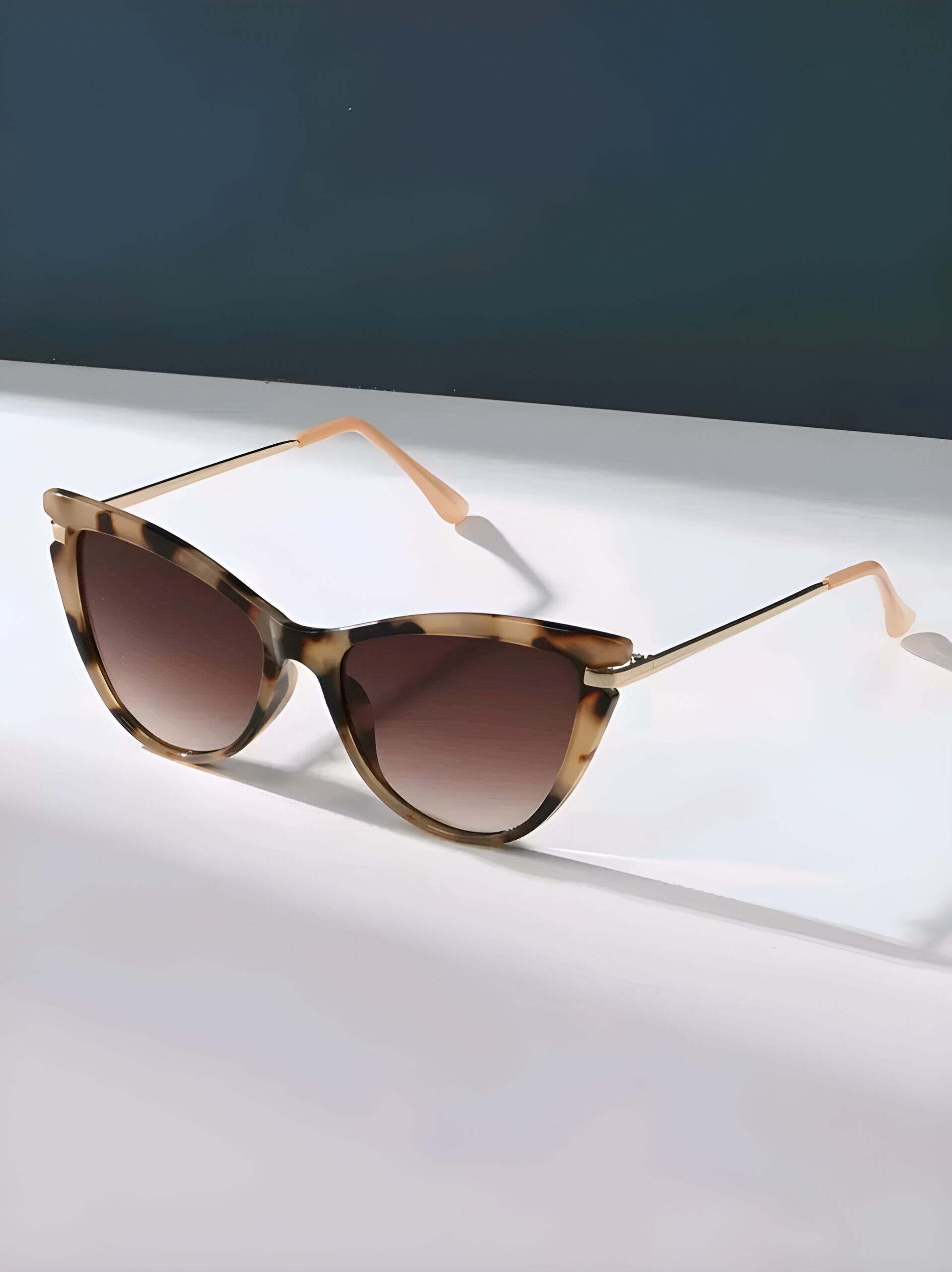 Retro Cat Eye Small Frame Fashion Glasses , WAC-006