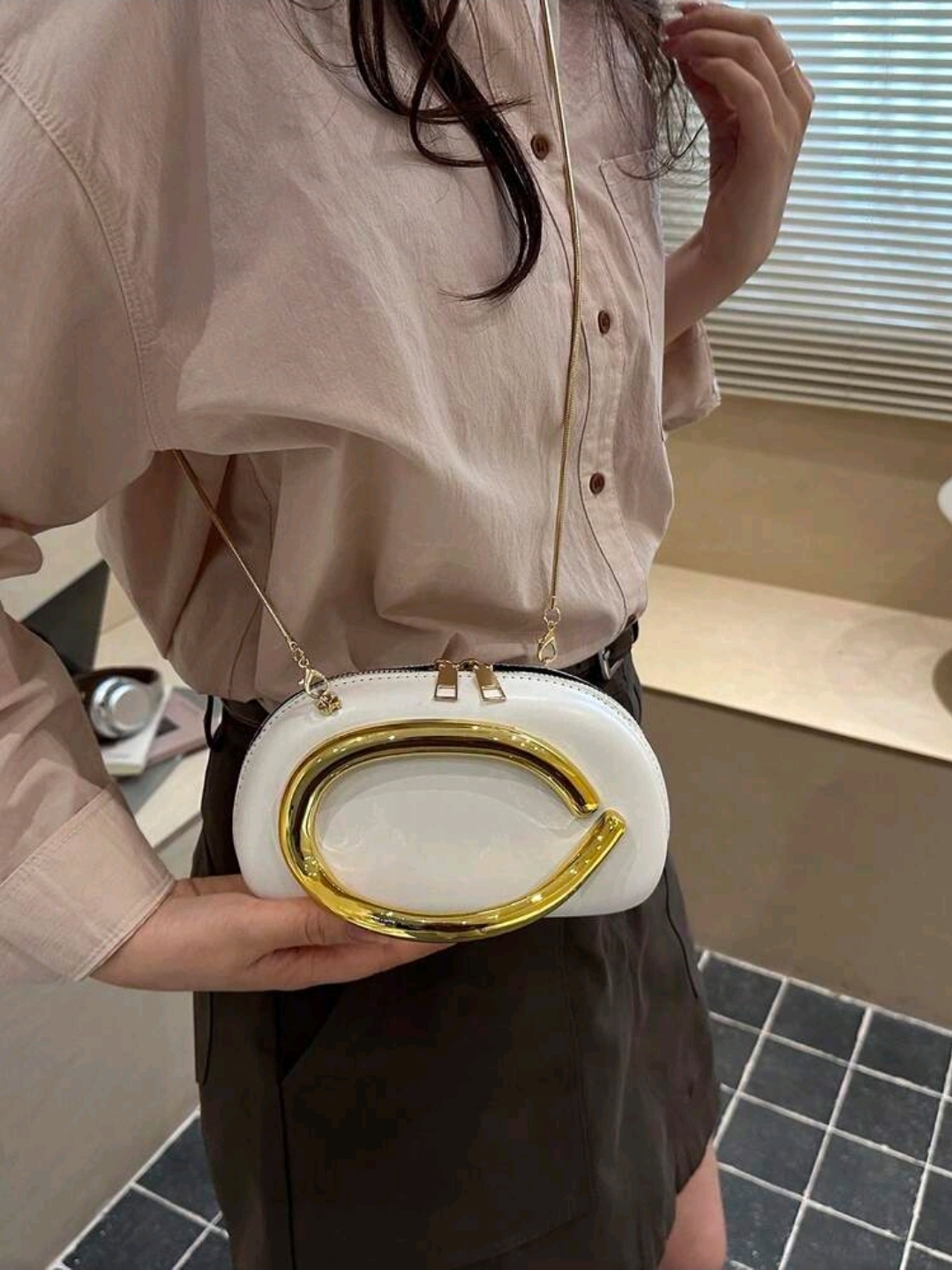 White Metal Decor Shoulder Crossbody Bag, WBG-006